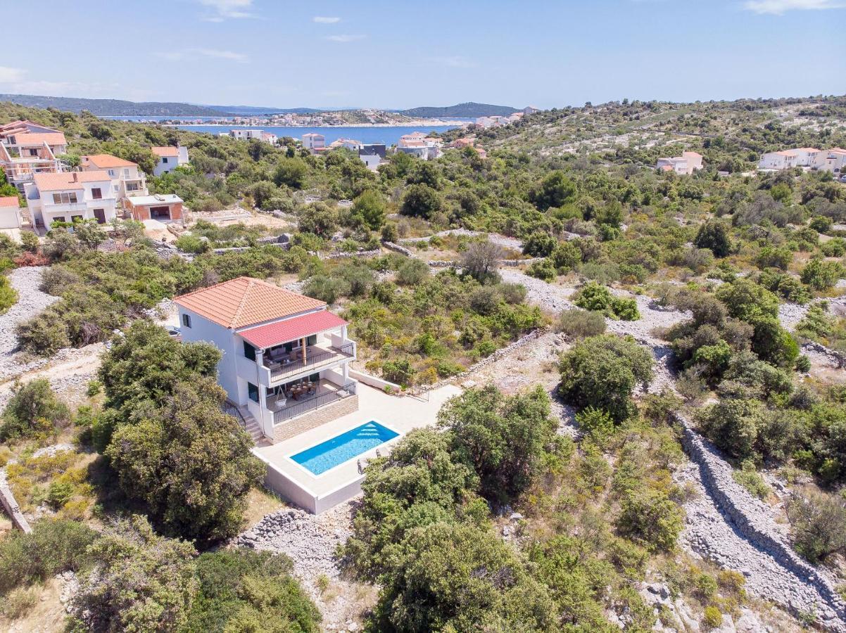 Villa Dupla Kanica Sevid Exterior photo